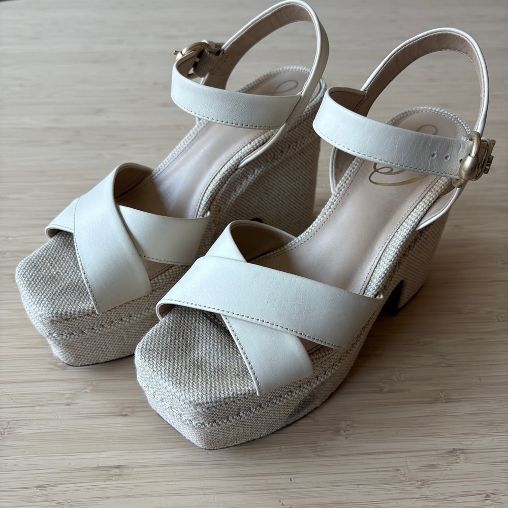 Elegant Cream Wedge Platform Sandals - Picture 4 of 5